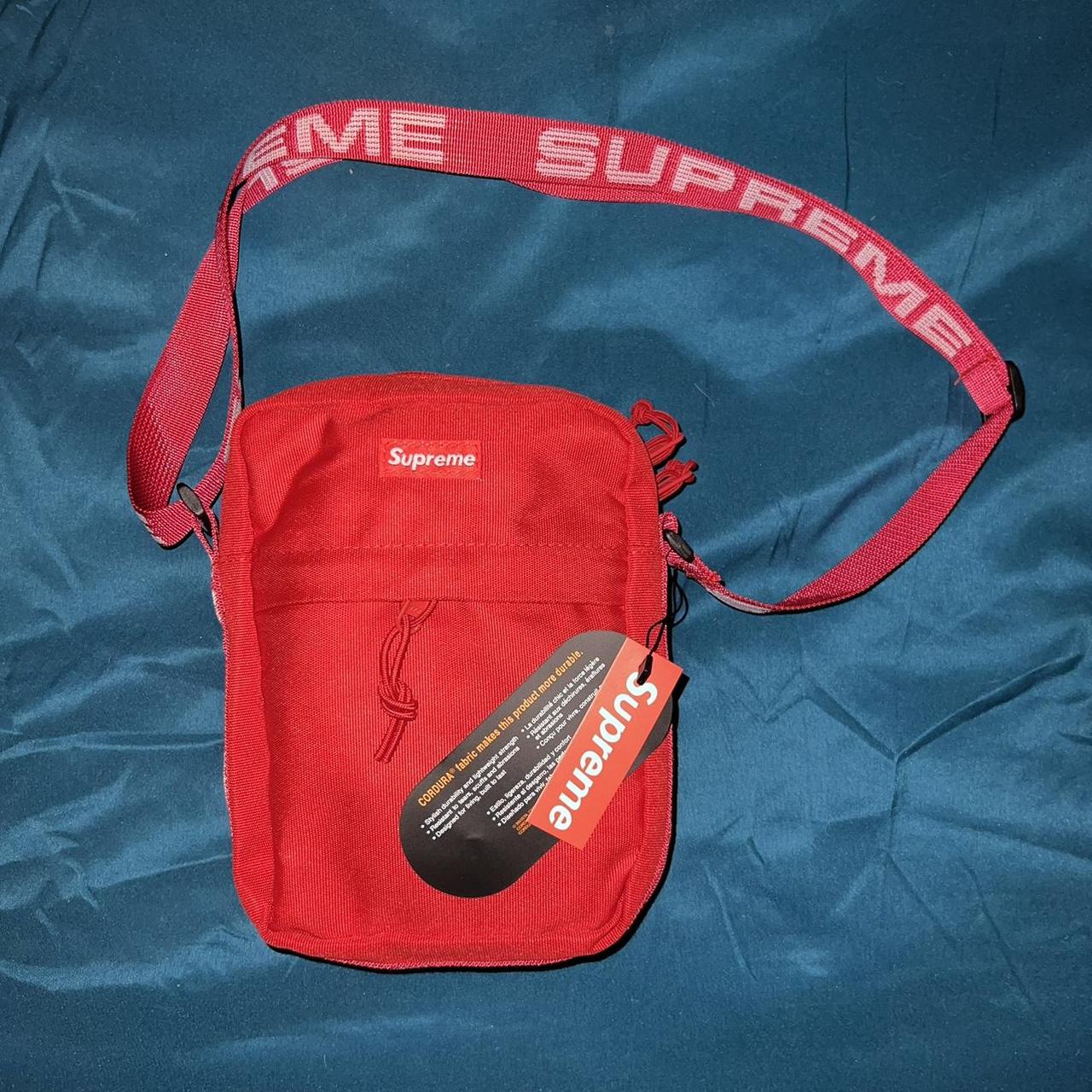 Supreme shoulder bag (SS18) Black cross body bag - Depop