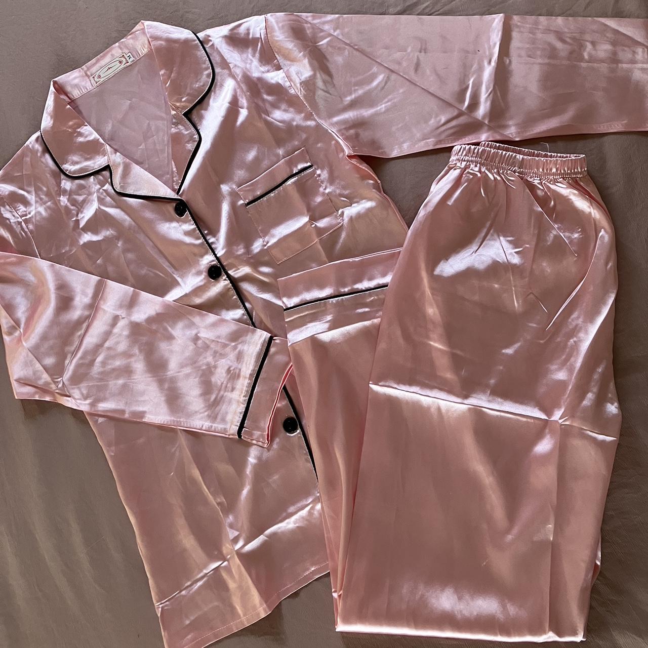 Satin two-piece - Depop