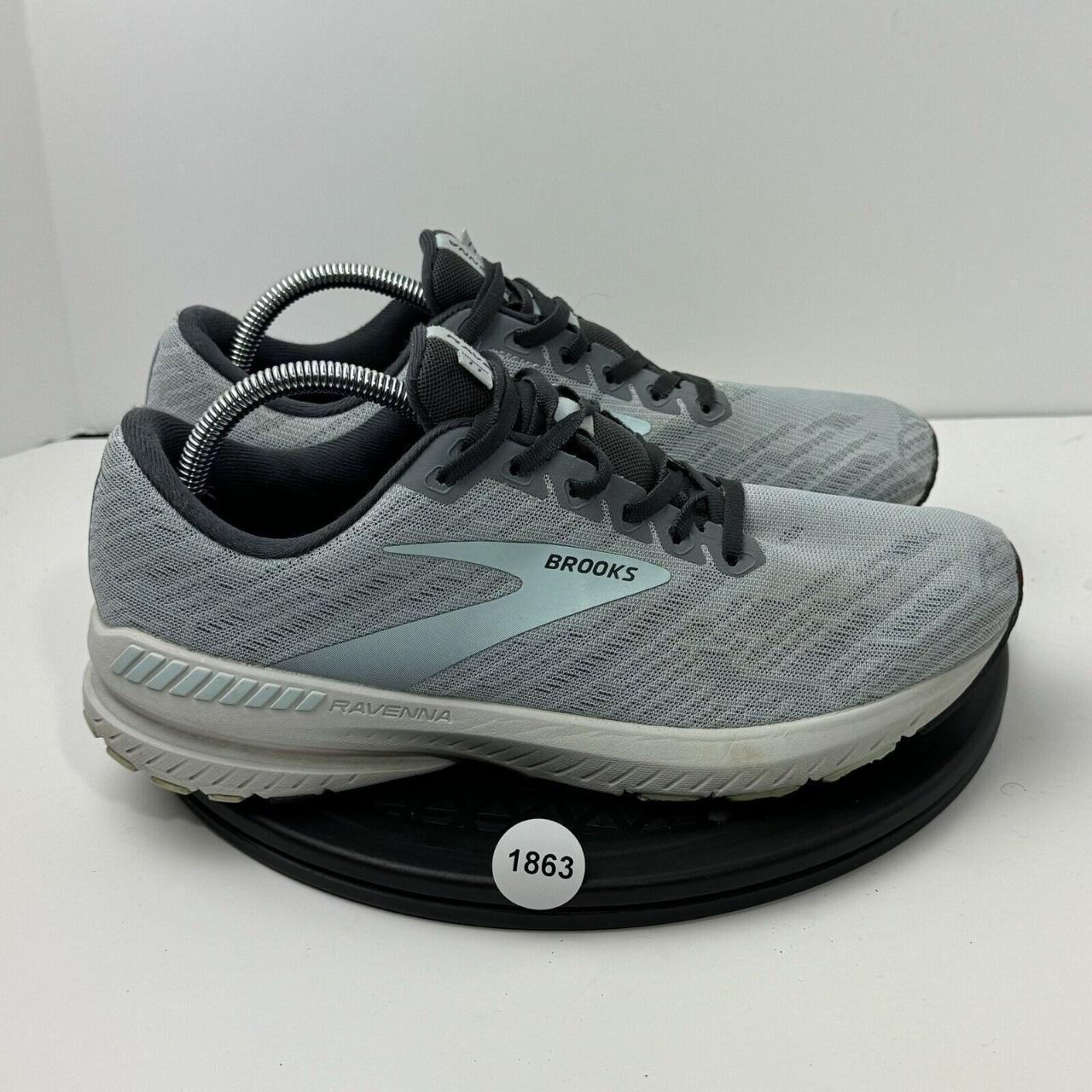 Brooks ravenna size 11 deals