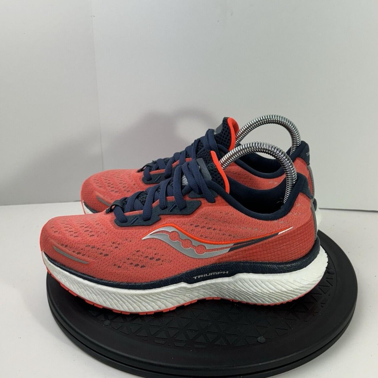 Saucony Triumph 19 Womens Size S10678-16 Depop