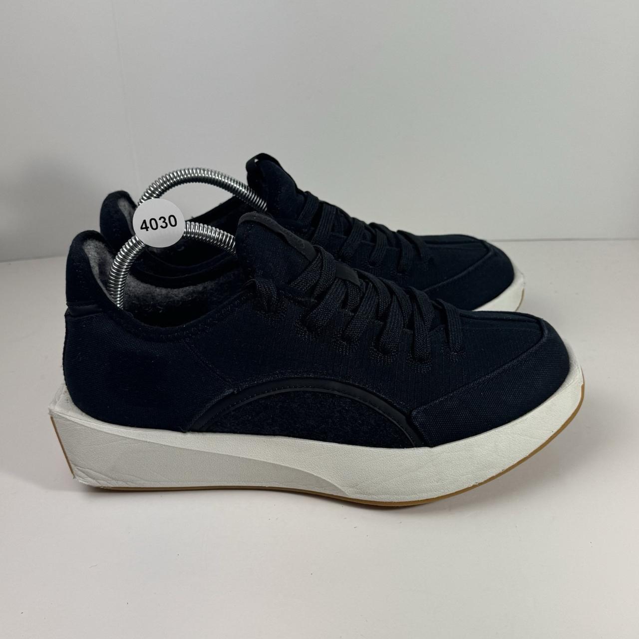 item listed by casperkickz