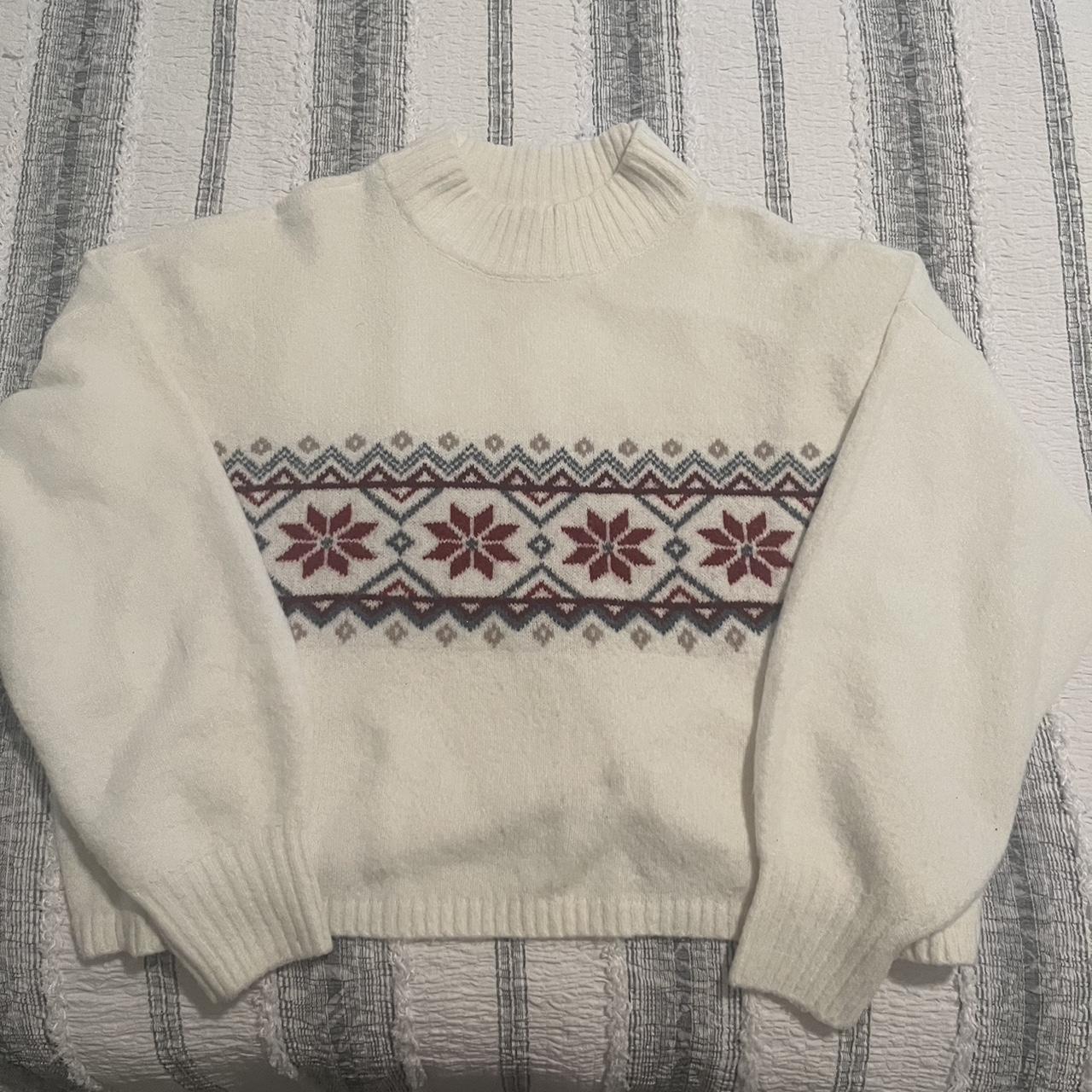 Hollister on sale christmas sweater