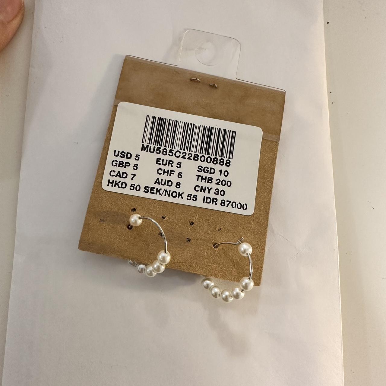 Brandy Melville pearl earring brand new