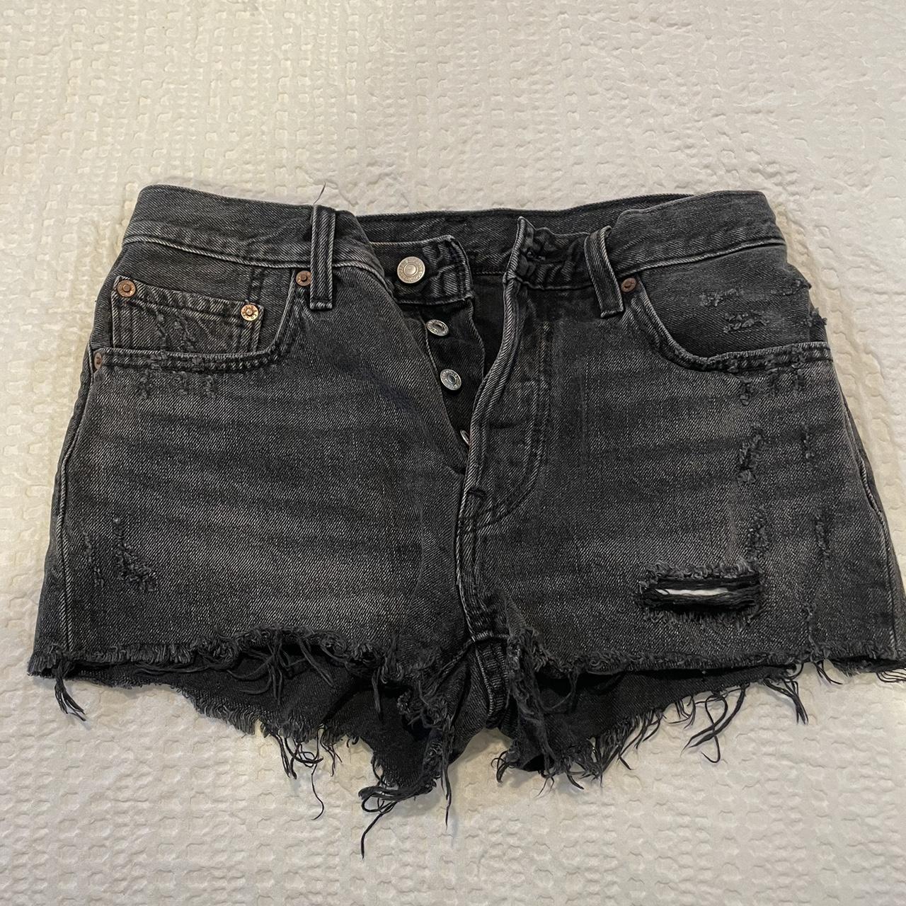 black denim Levi’s premium shorts, size 26 - Depop