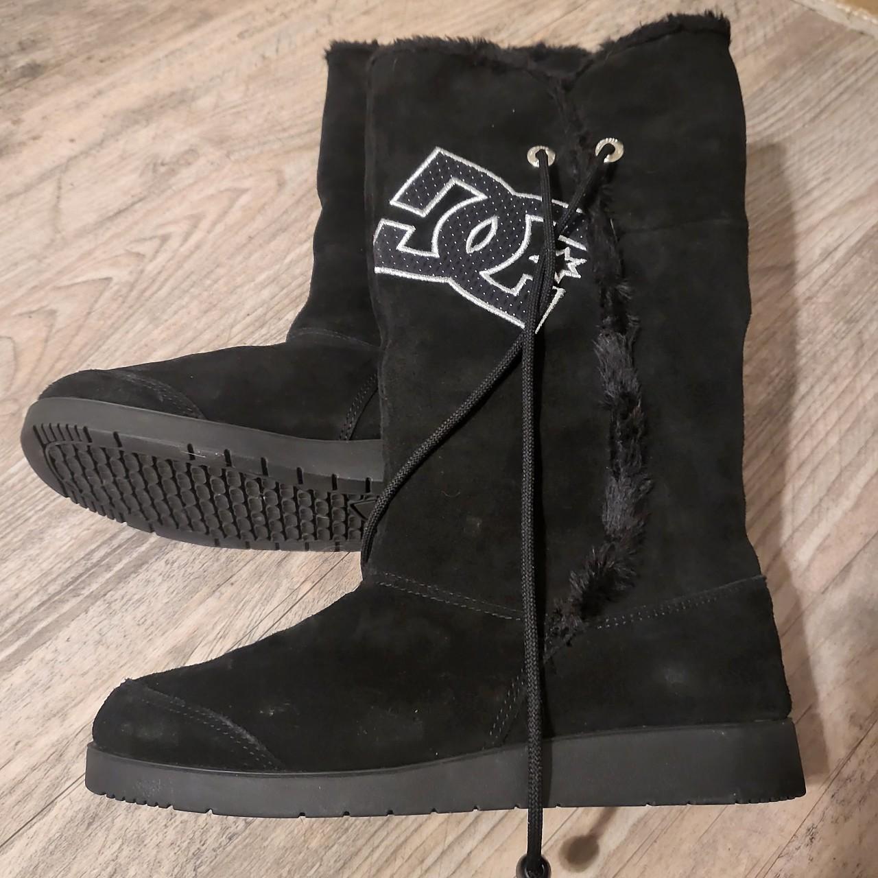 dc black boots