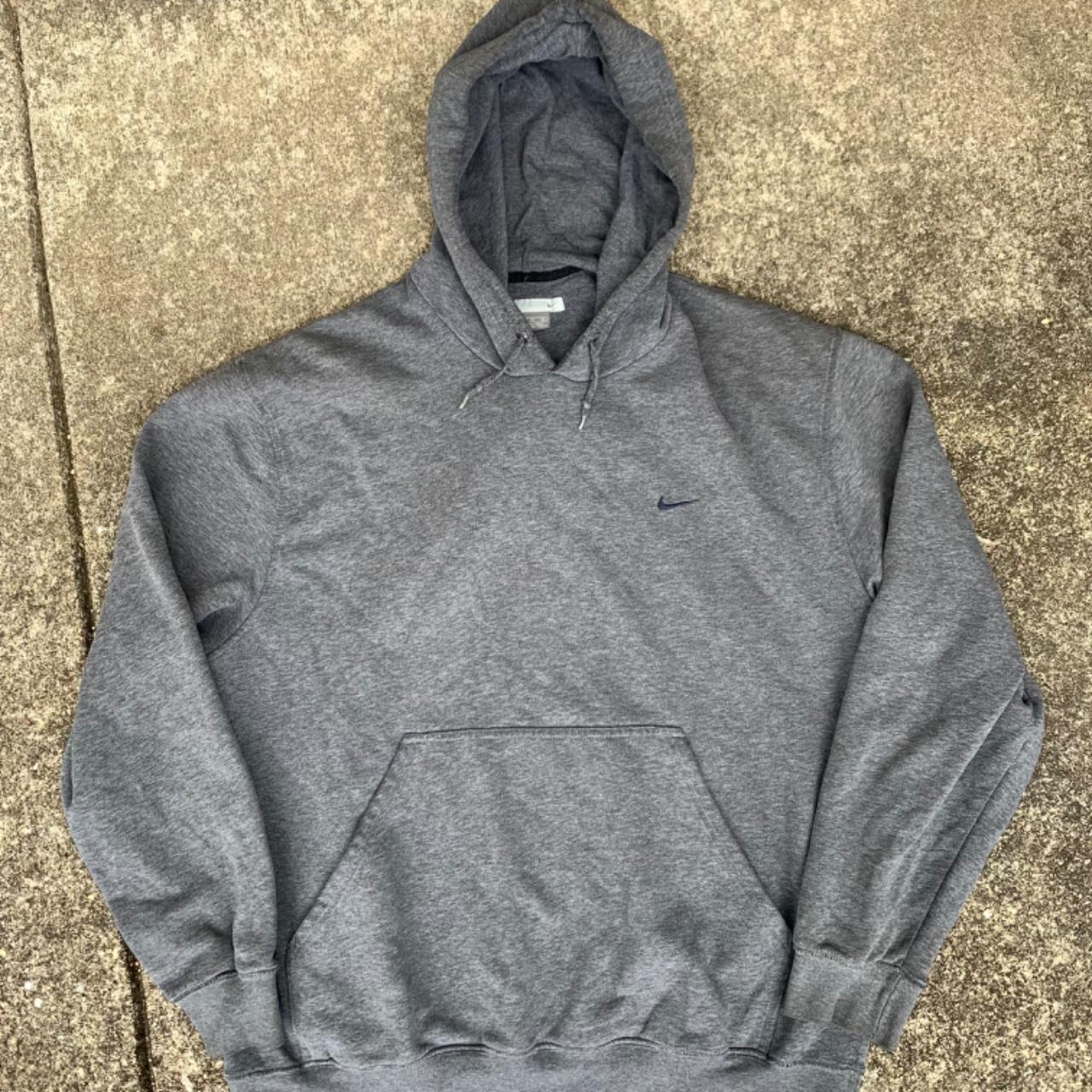 Travis scott discount nike hoodie sizing