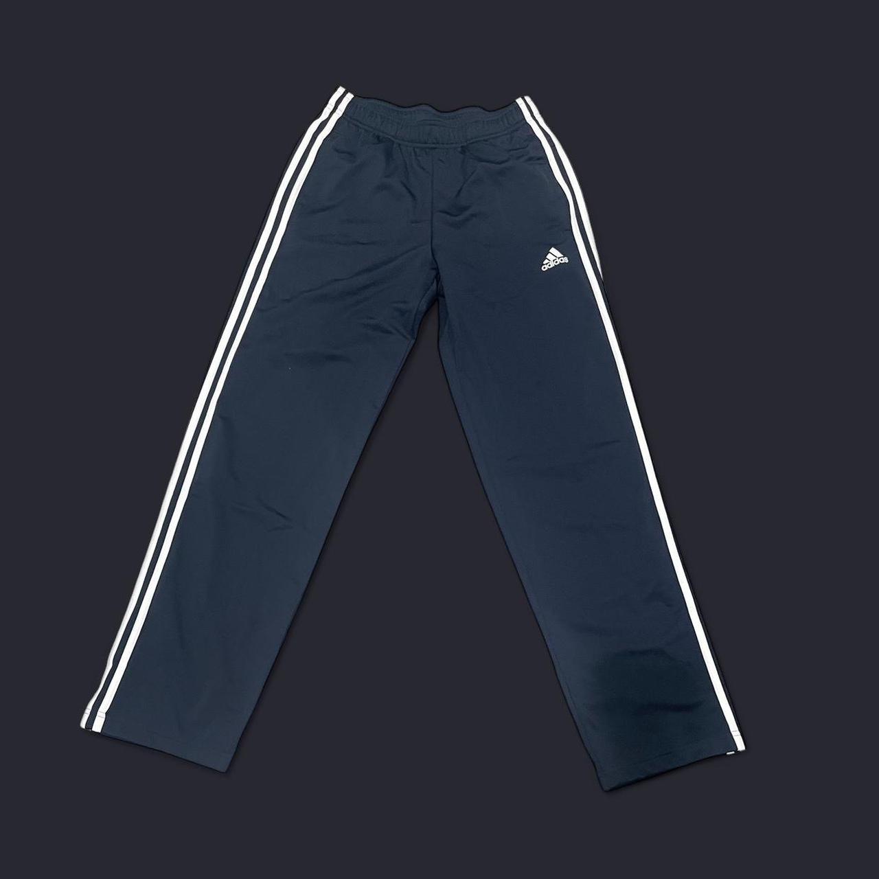 item listed by dereksfinds