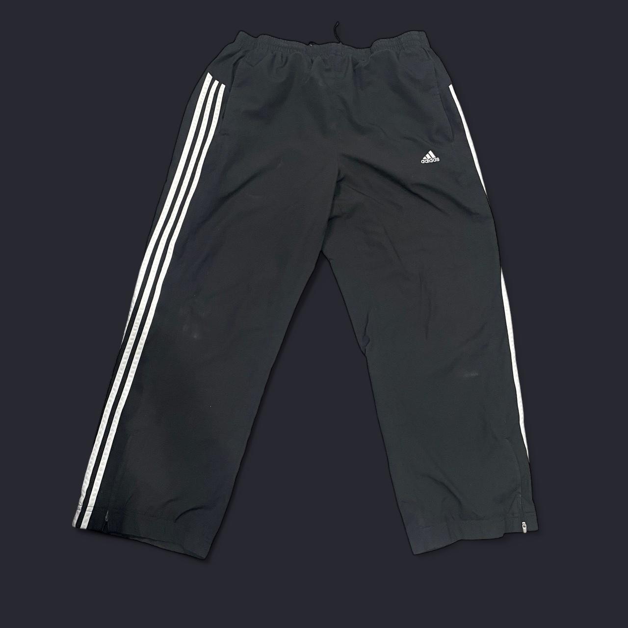item listed by dereksfinds