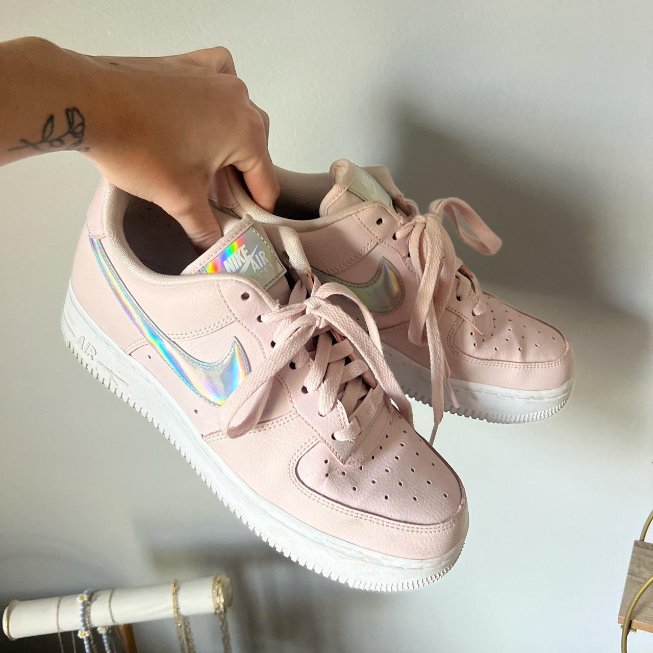 Air force 1 outlet hologram