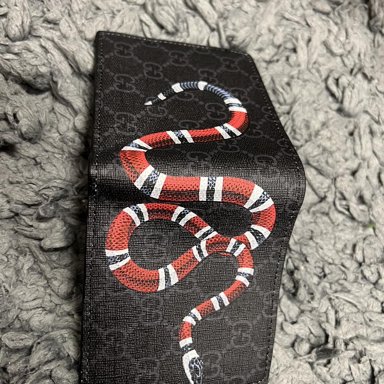 Gucci snake wallet GG Supreme Black Kingsnake - Depop