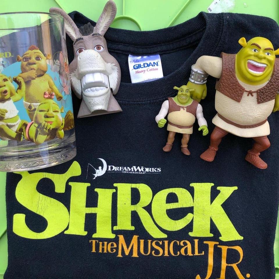 2010 Shrek Jr Musical T-Shirt Y2k 2000s nostalgia - Depop
