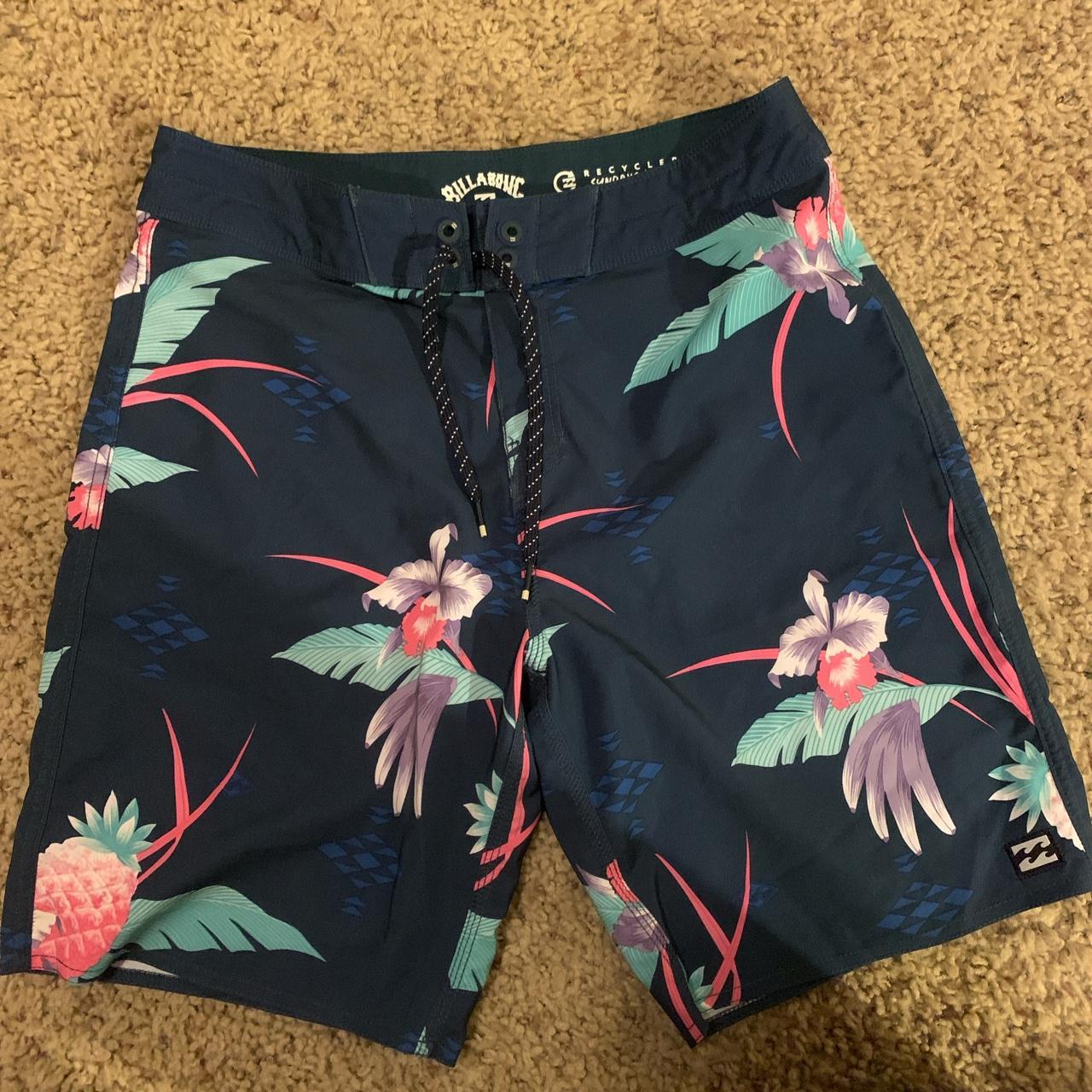 Size 27 billabong board shorts, worn a couple times... - Depop