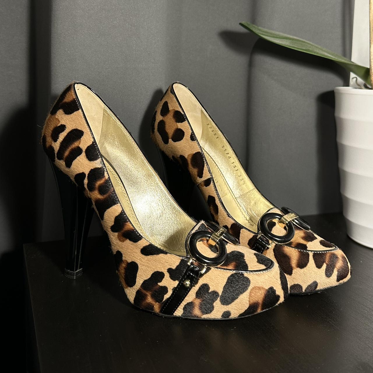 パンプス Casadei Leopard Print Calfskin High-Heeled Pumps Vintage Casadei heels in leopard print In excellent | Depop