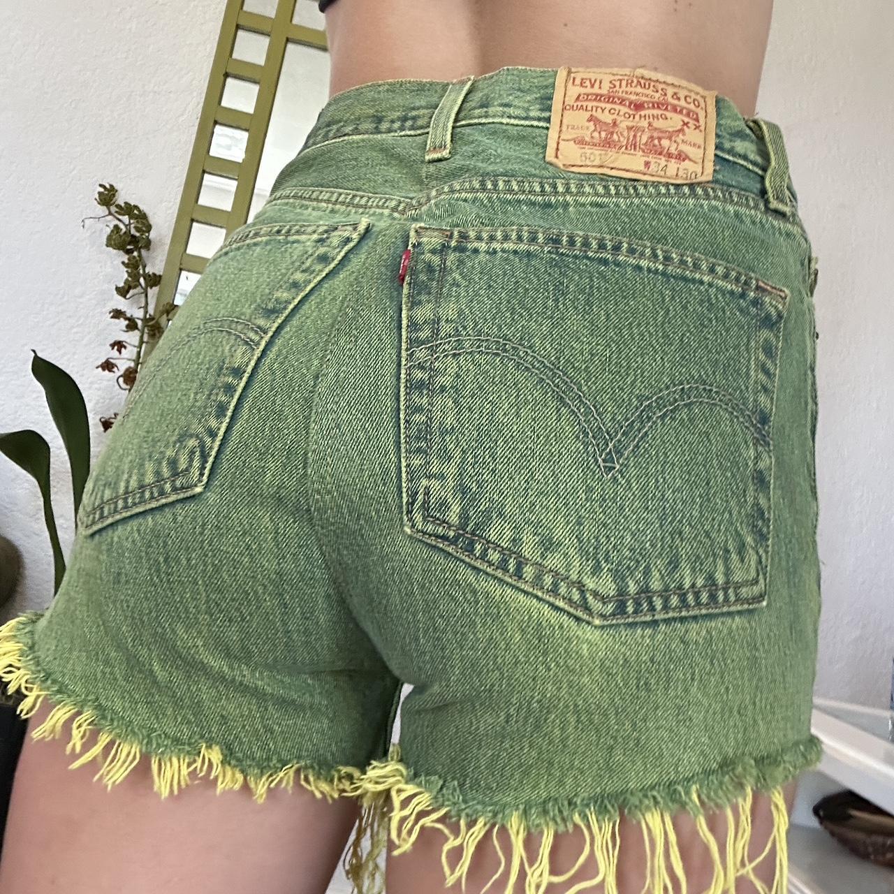 Green levi shorts hotsell