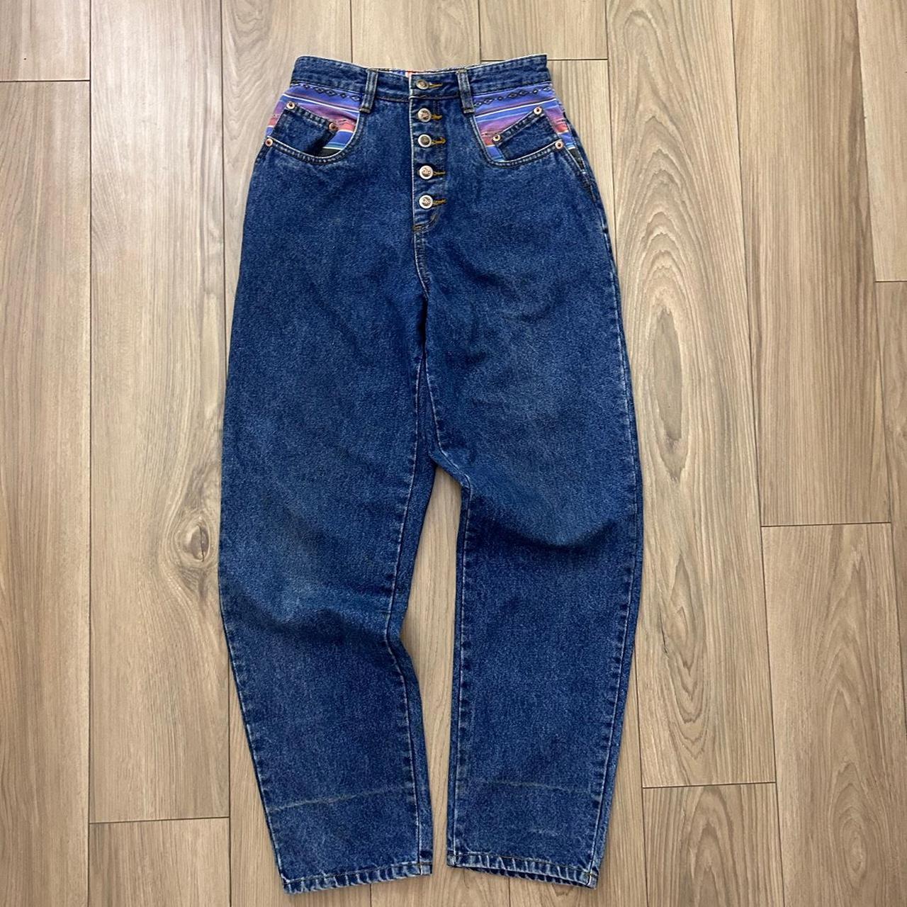 item listed by crownthreads