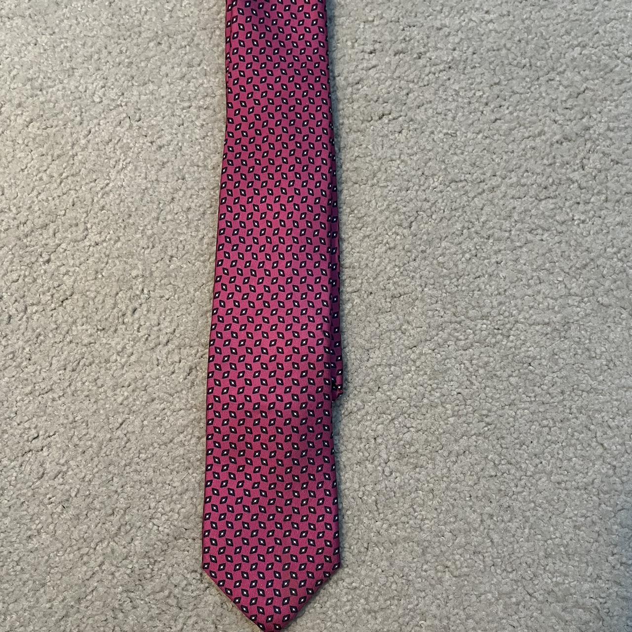 Charles Tyrwhitt tie - Depop