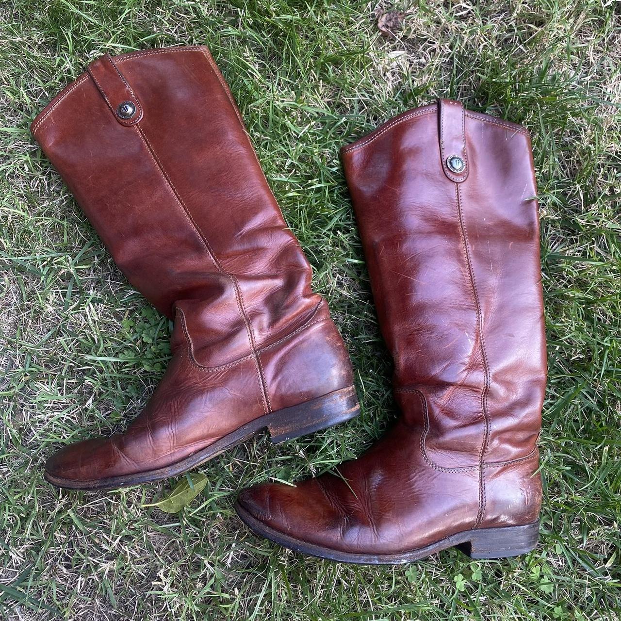 Chestnut brown/reddish Frye boots in the tall... - Depop