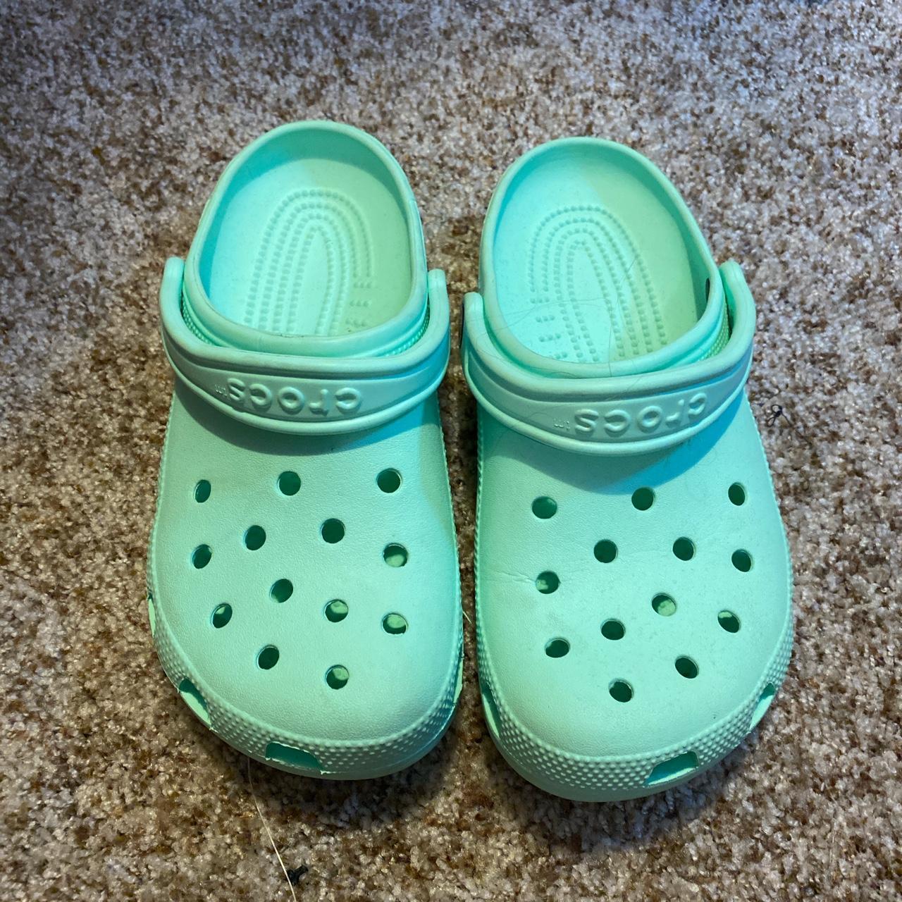 Mint 2025 colored crocs