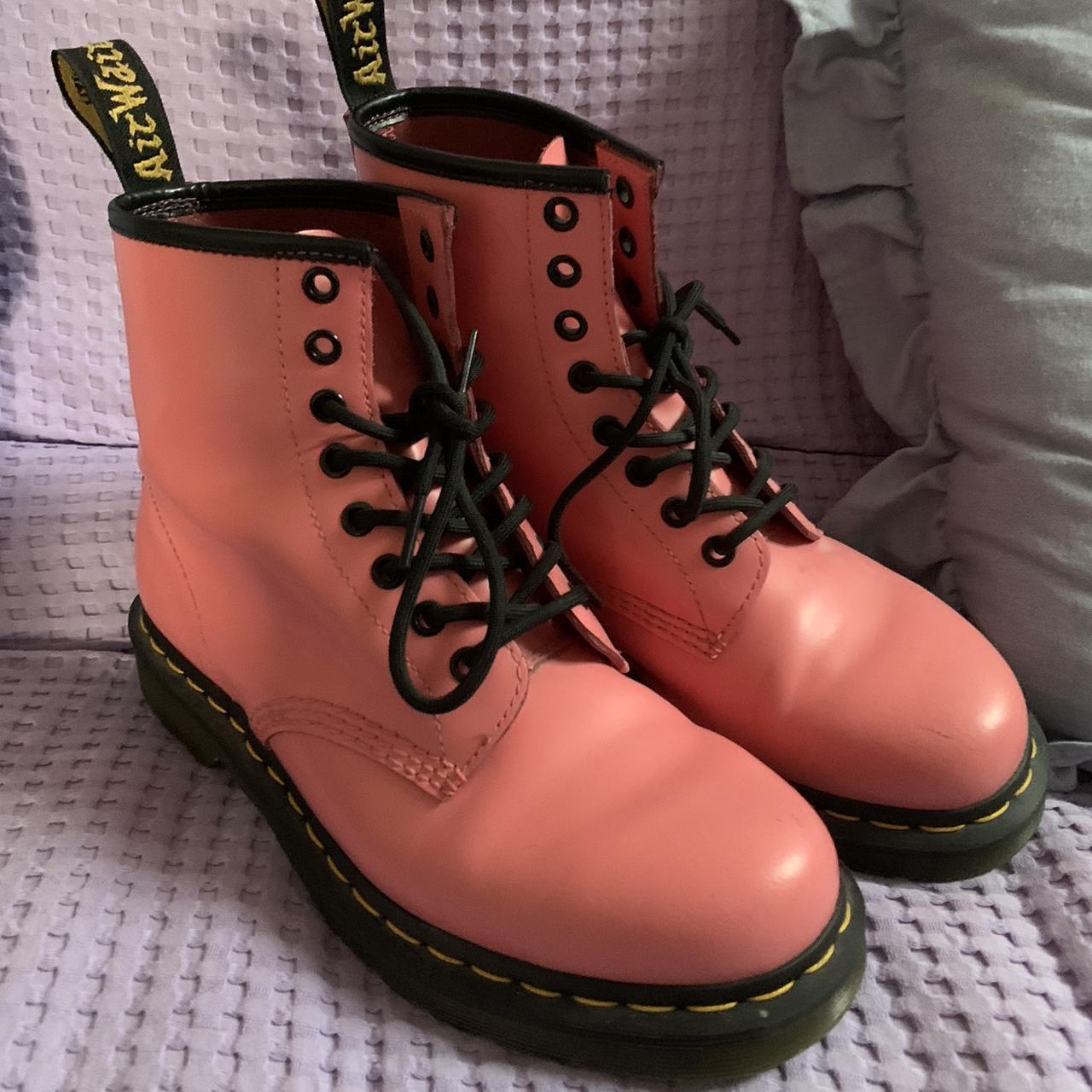 Dr martens cheap boots size 6