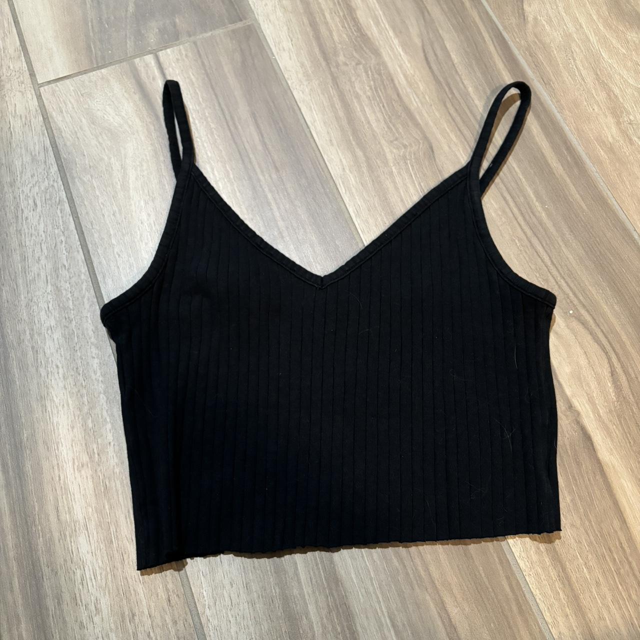 small crop tank thick material, too small for me... - Depop