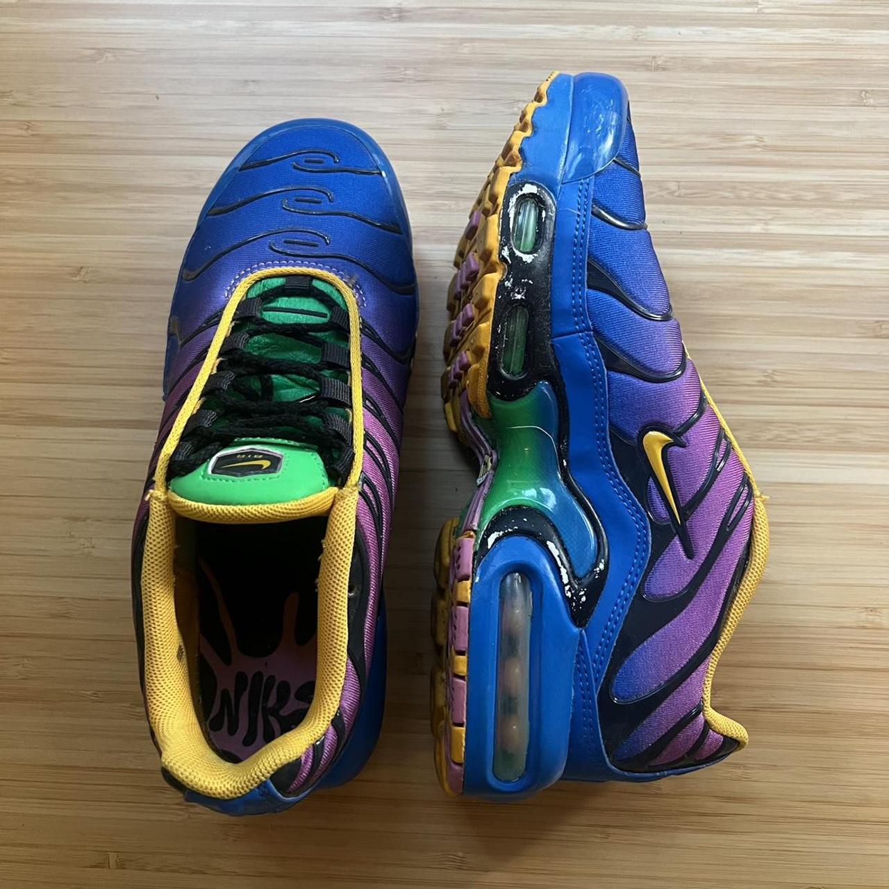 tns rainbow reflective
