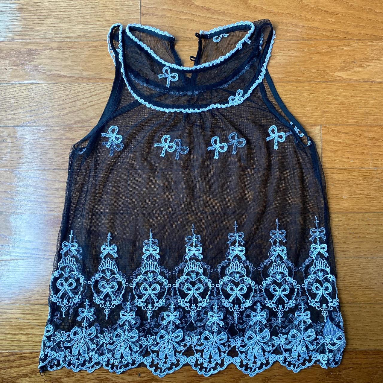 item listed by genesisalyssah
