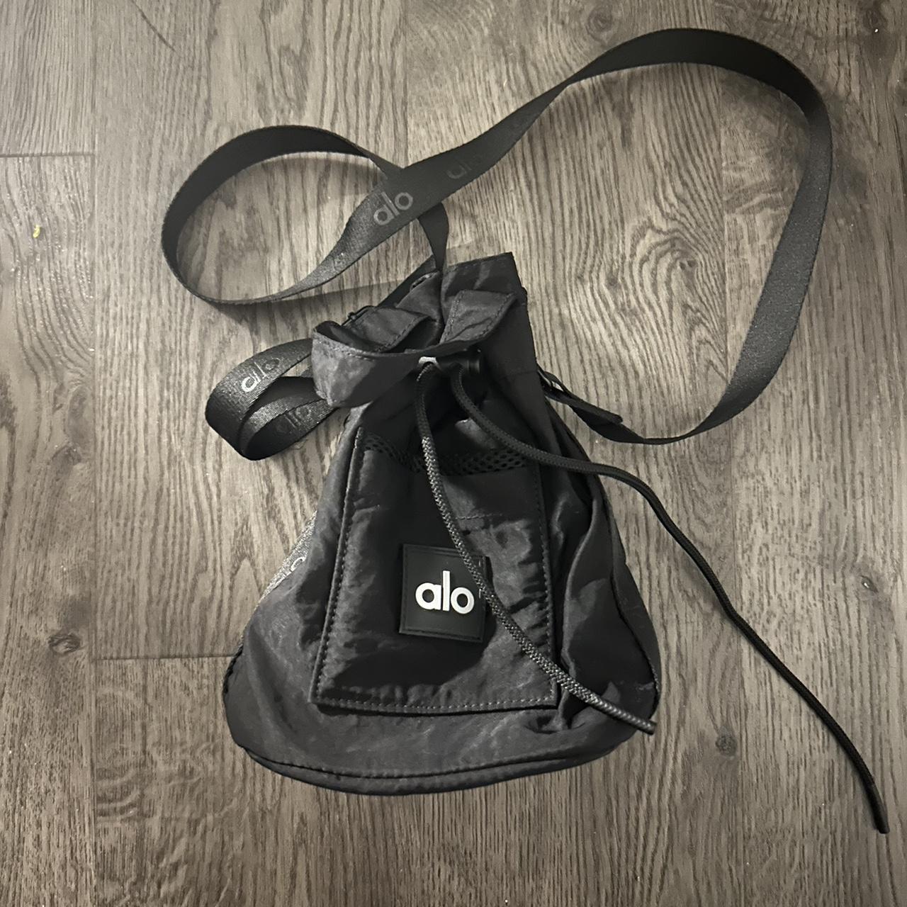 Alo Yoga Cross Body Bucket Bag Black *New - Depop