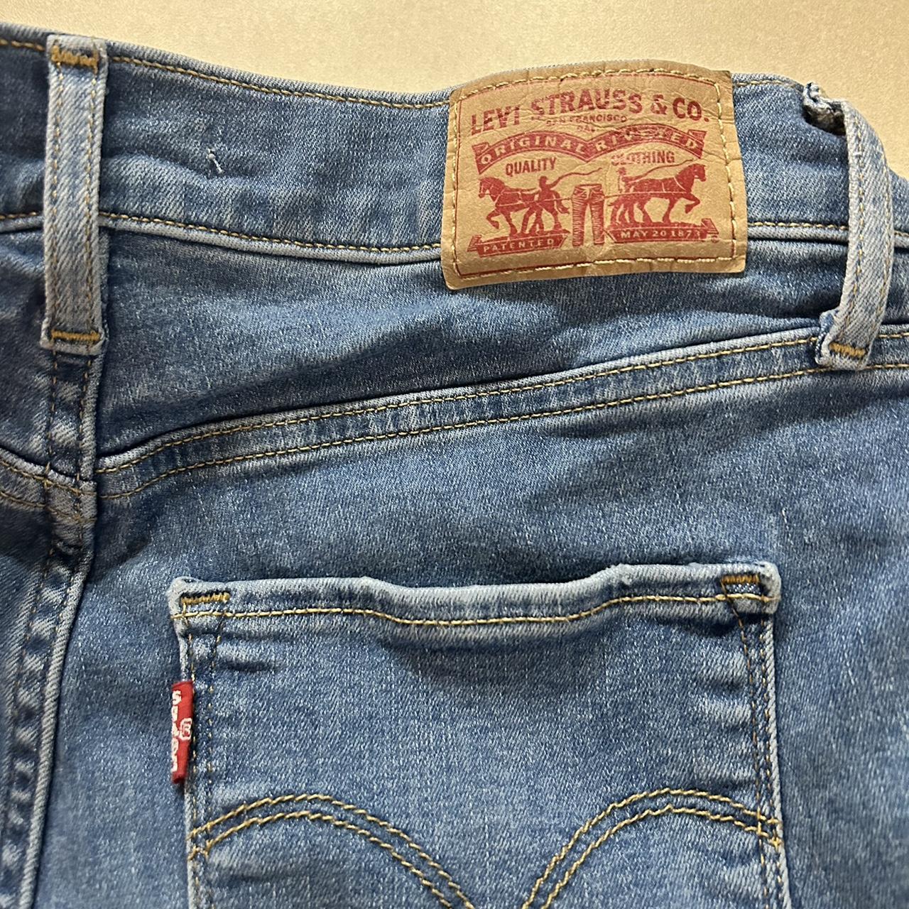 Levi’s 720 High Rise Super Skinny in size 26. Great... - Depop