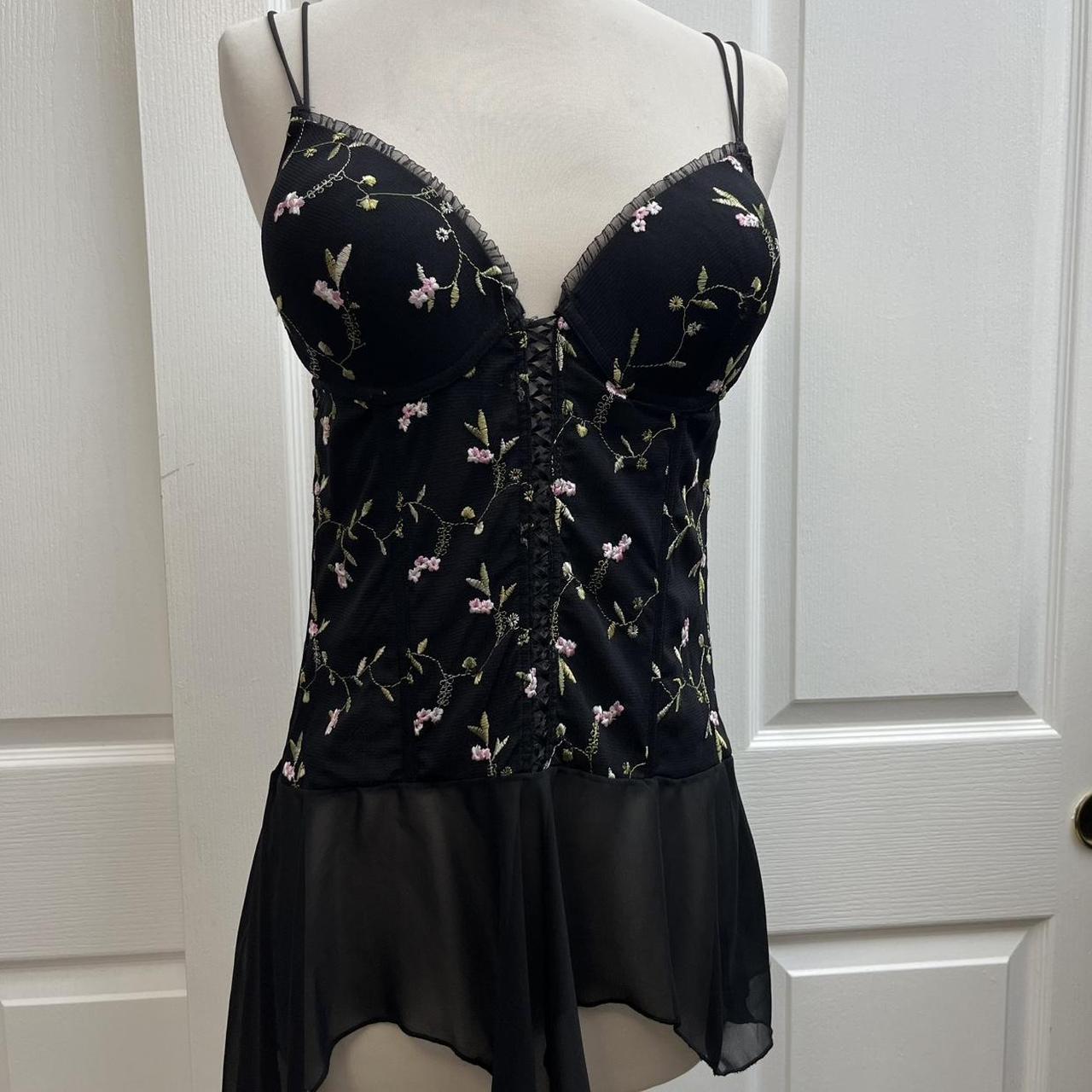 item listed by itsgivingy2knvntg