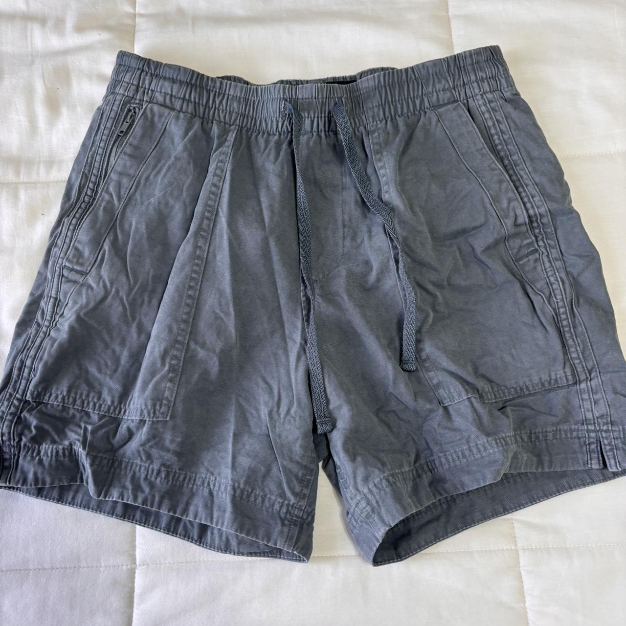 item listed by ankle_