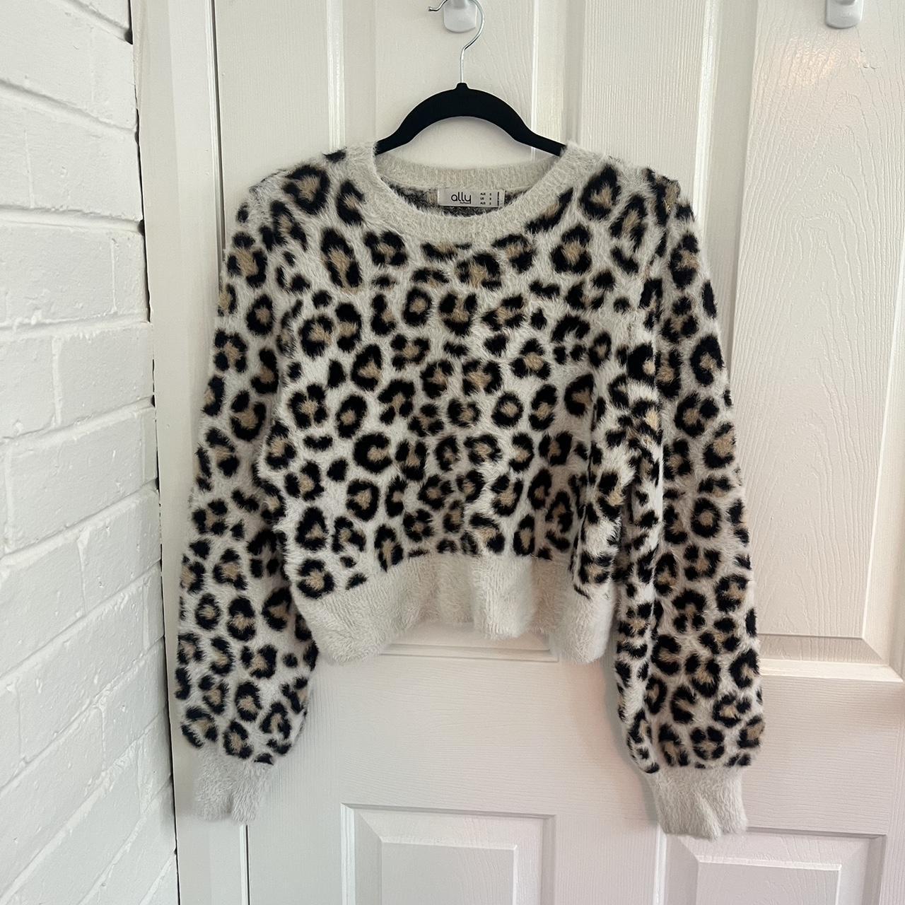 Ally fashion leopard print fluffy jumper Size small