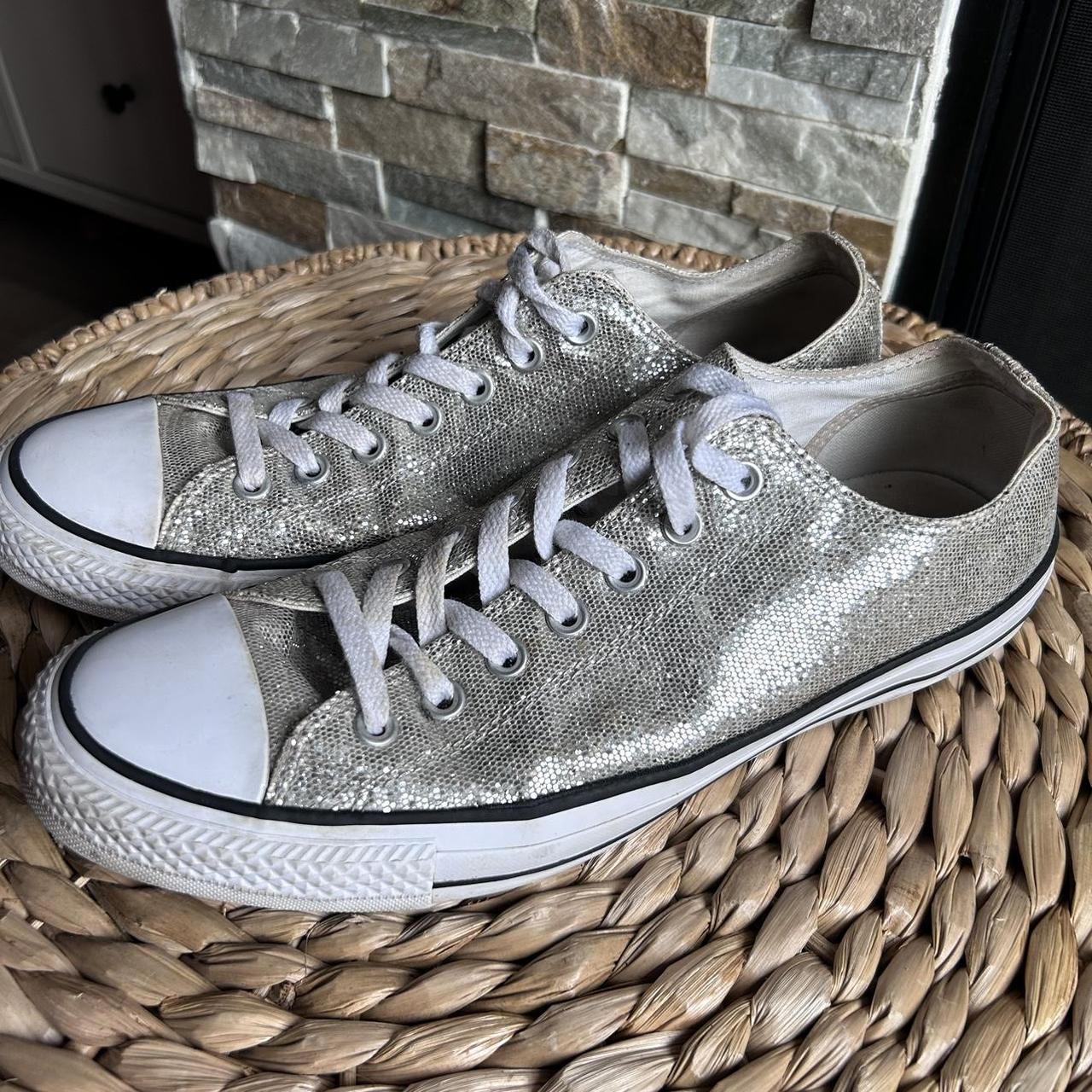 Grey glitter clearance converse