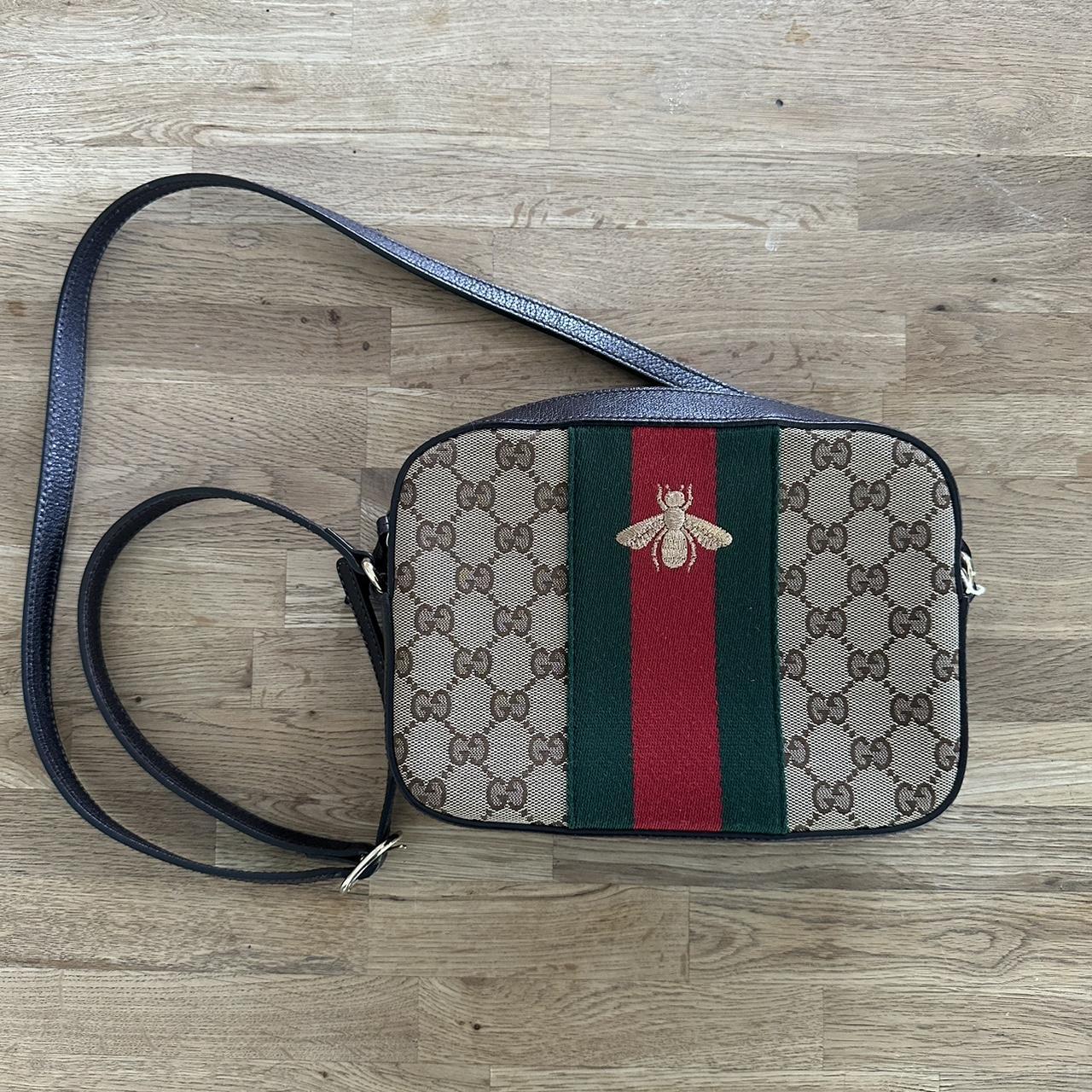 Orders gucci crossbody bee