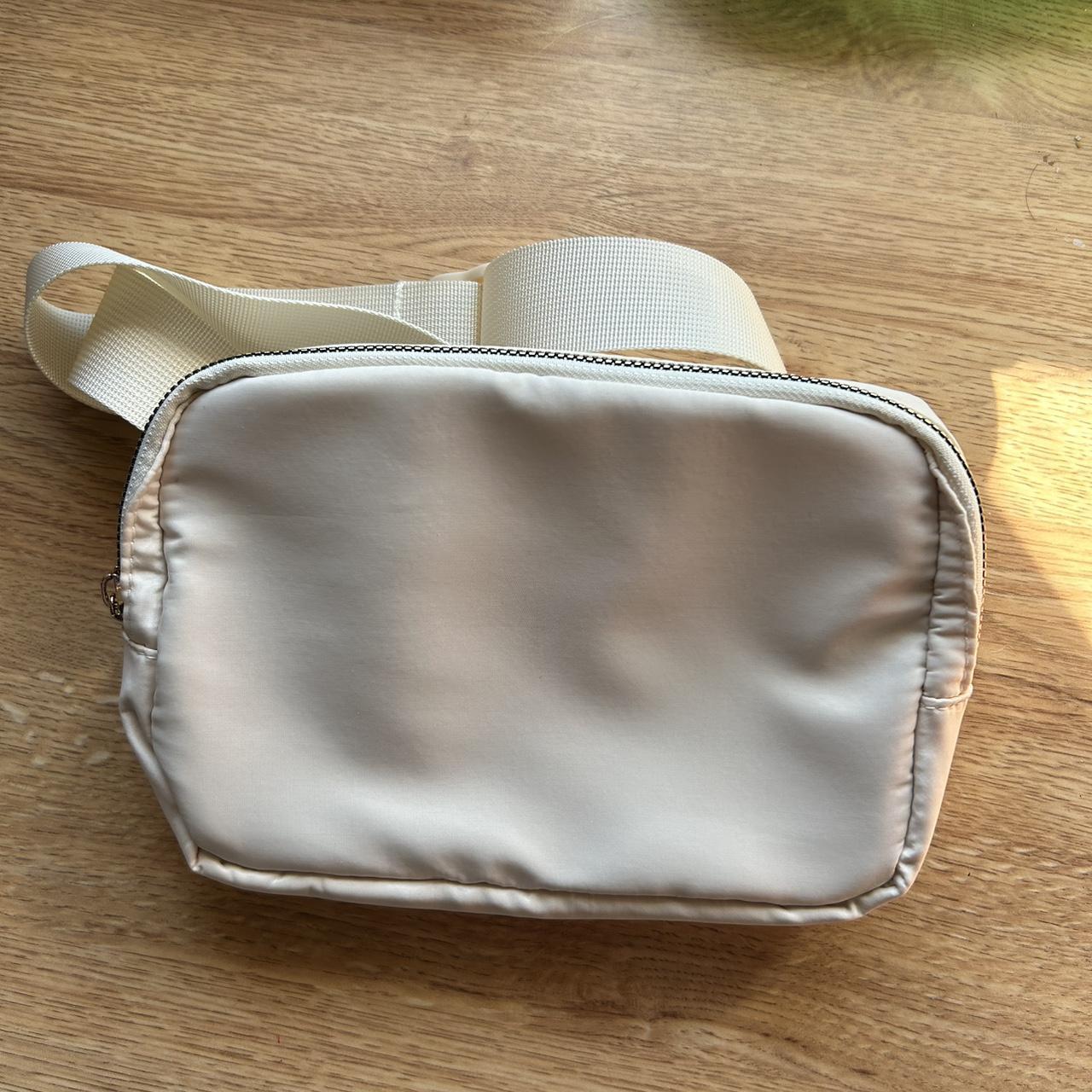 Amazon belt bag Never used Great compartment... - Depop