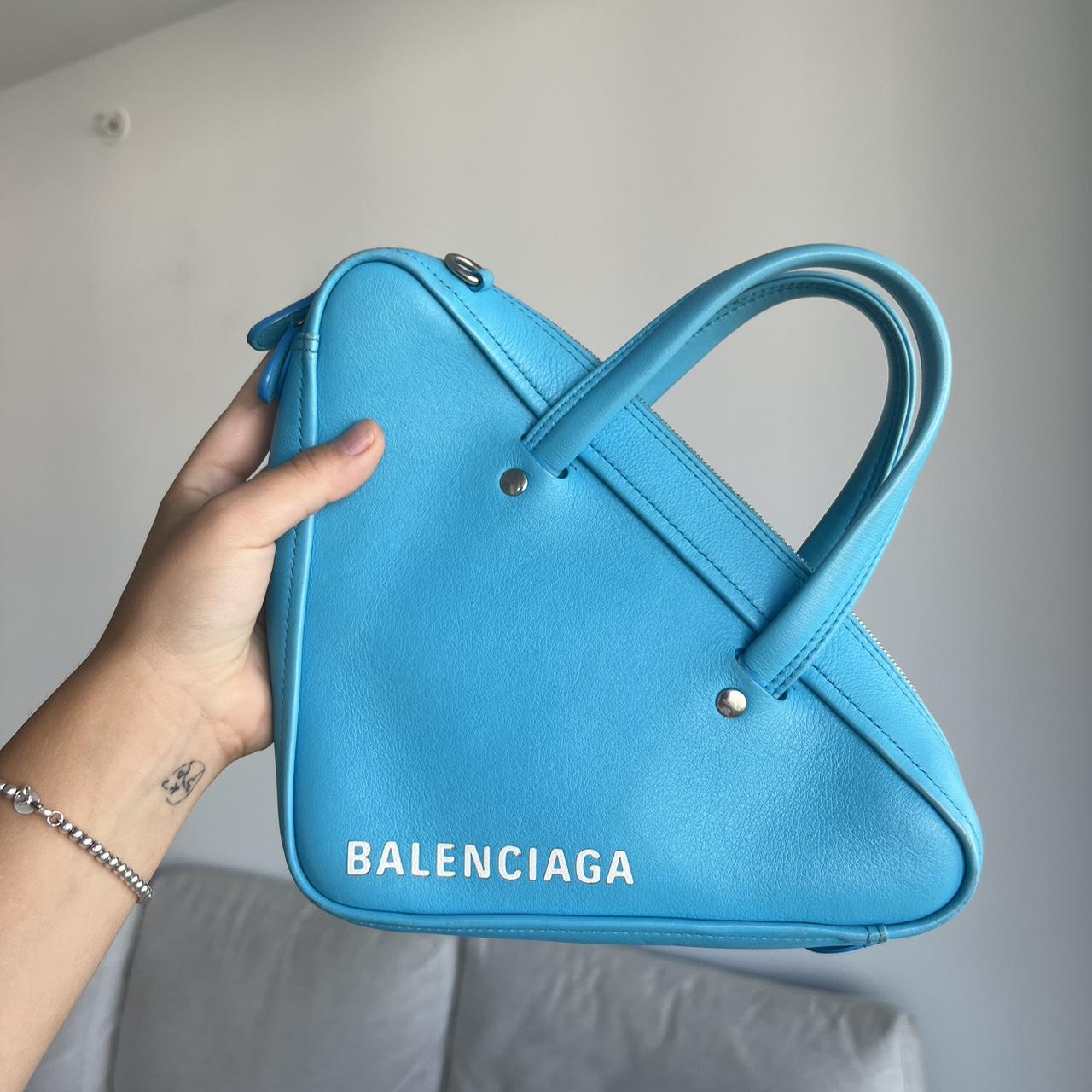 Balenciaga triangle best sale bag medium