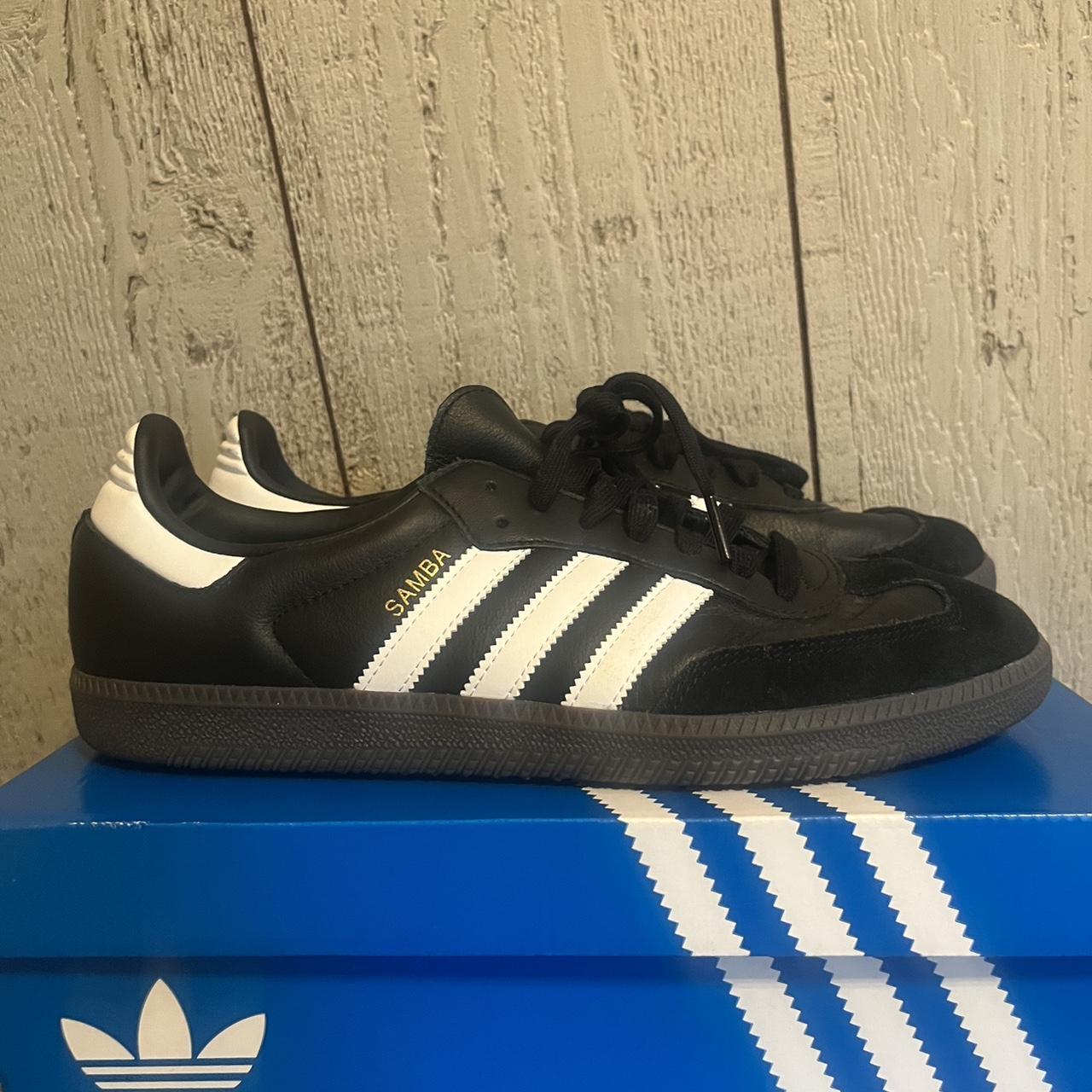 Addidas samba og With box Worn twice - Depop