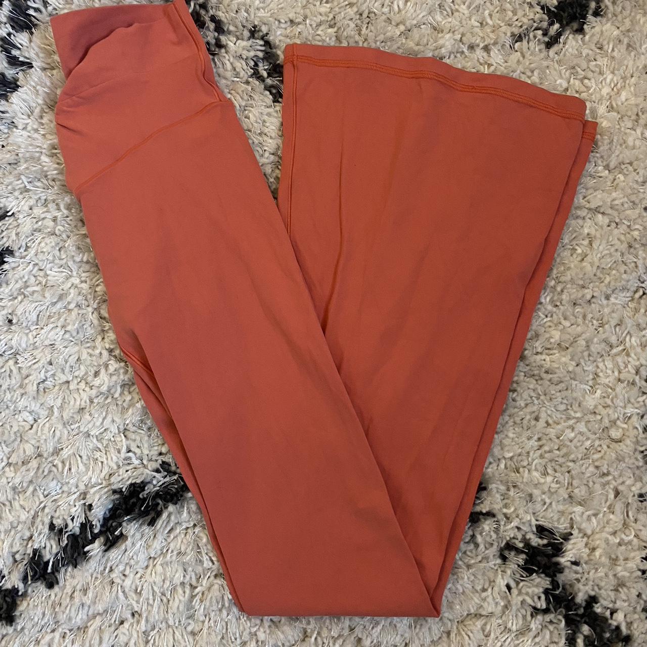 Aerie burnt orange flare leggings size small (fits - Depop