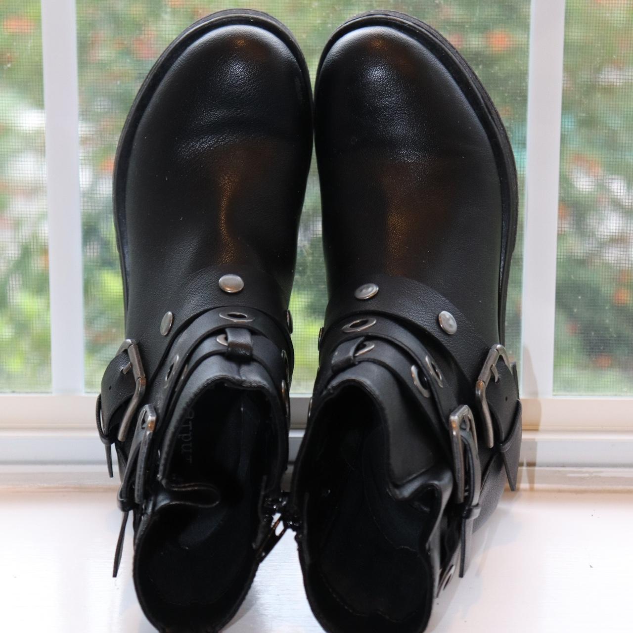 Indigo hot sale black boots