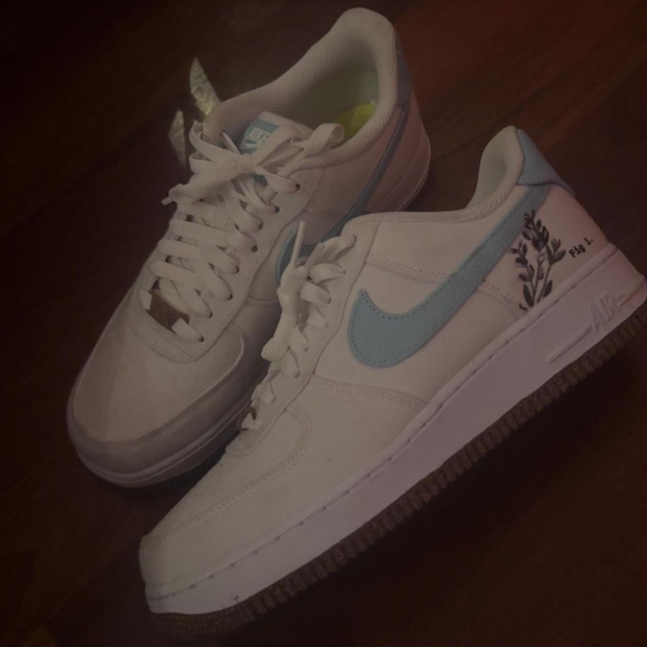 Air force 1 outlet 07 womens white 8.5