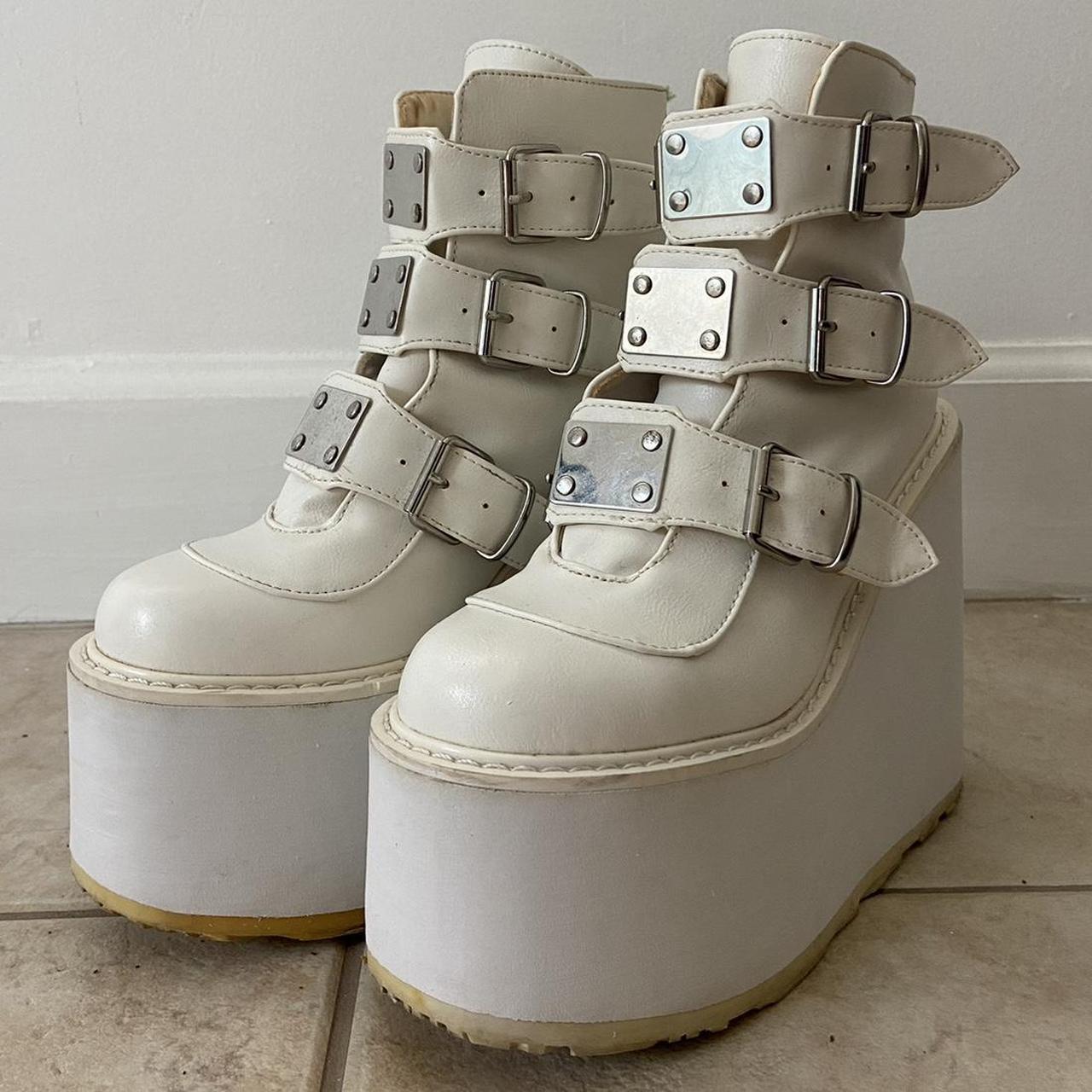 demonia swing 105 white