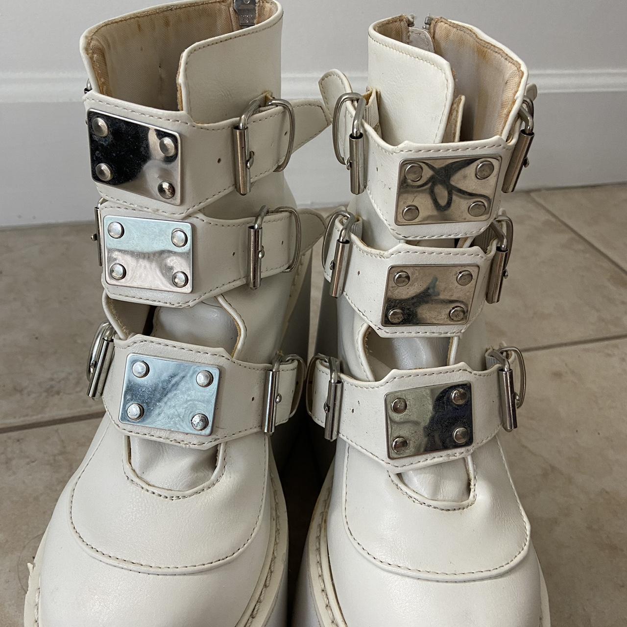 demonia swing 105 white