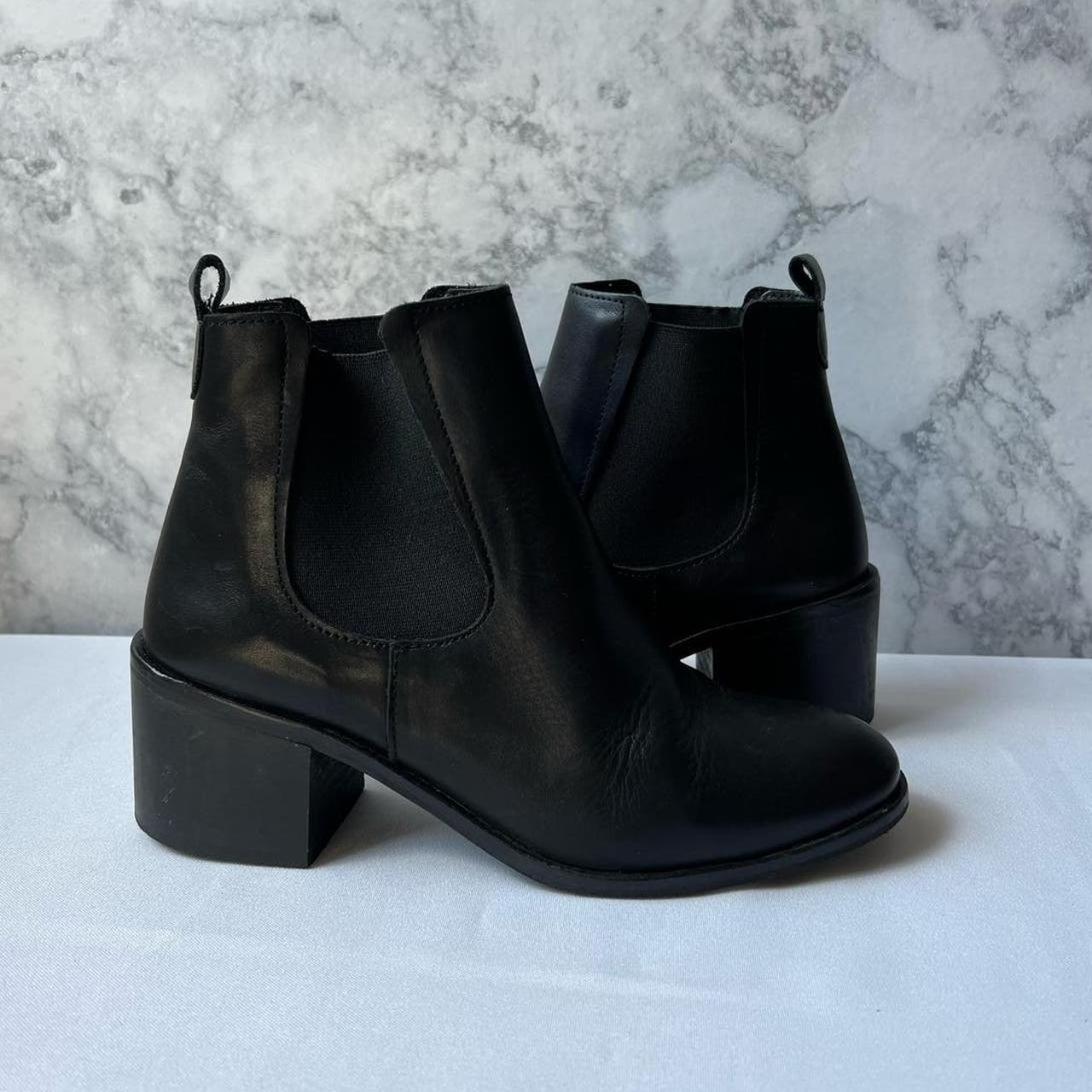 Depp leather heeled chelsea boots hotsell