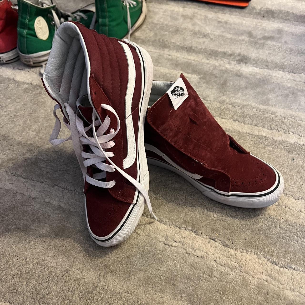 Burgundy 2024 vans laces