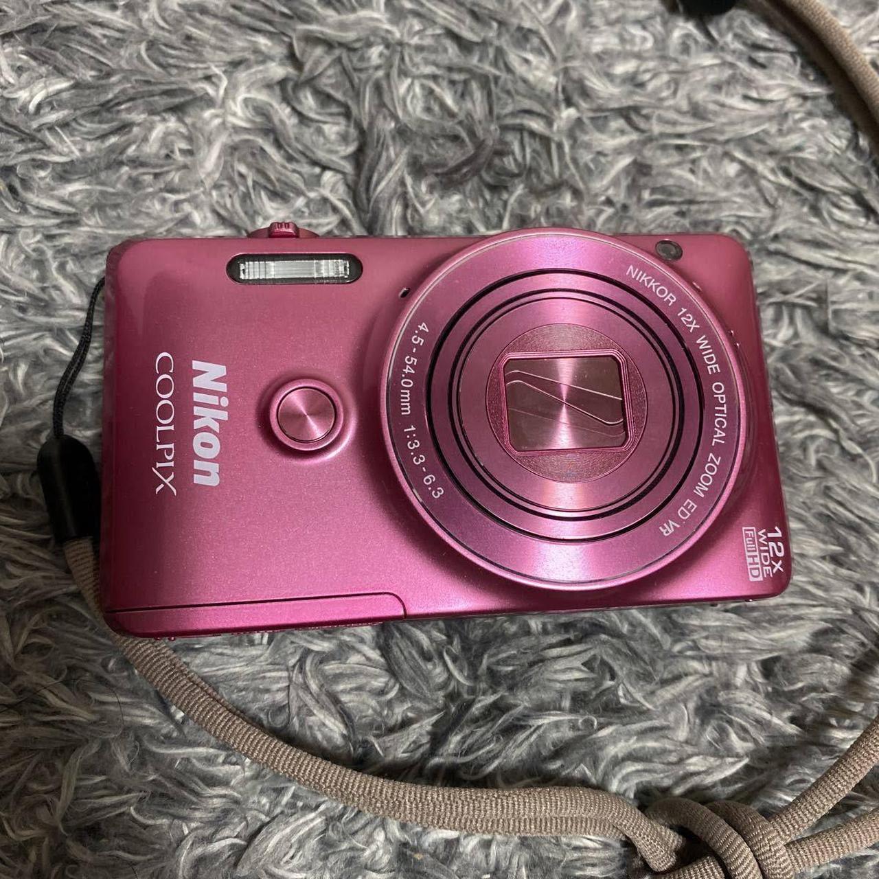Nikon Coolpix S6900, I AM NOT SELLING. I AM LOOKING