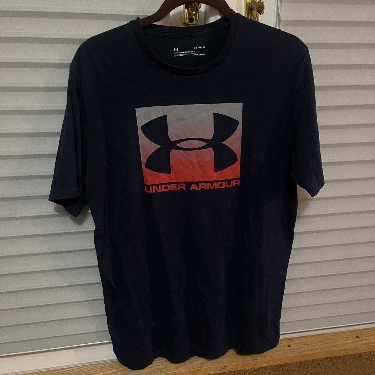 men's under armour tshirt size medium - Depop