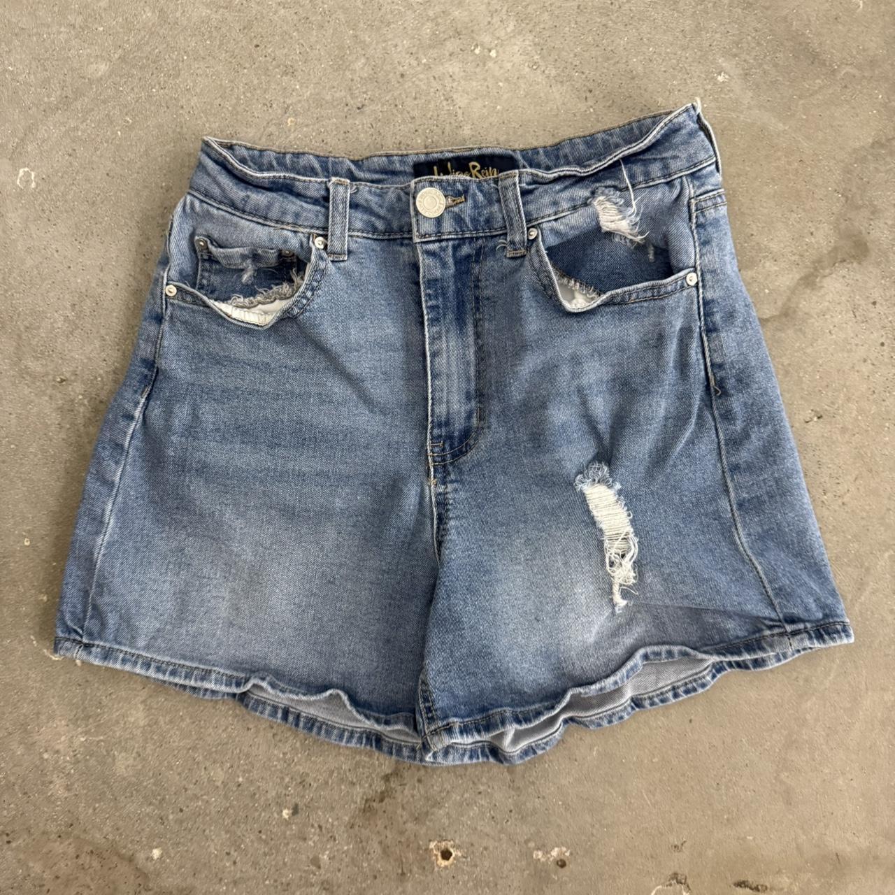 item listed by azoverflow