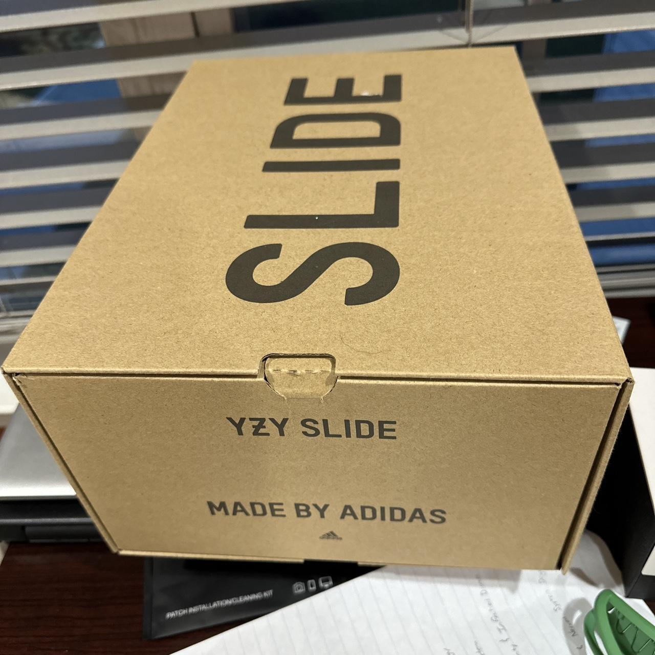 YEEZY SLIDE ブラック 9 (27.5 cm) 箱付き adidas Yeezy Slide Onyx | Kixify Marketplace