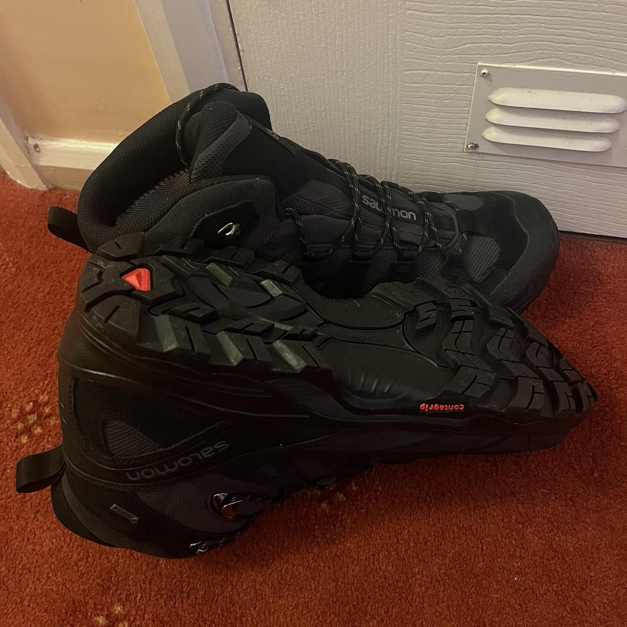 salomon mens walking boots