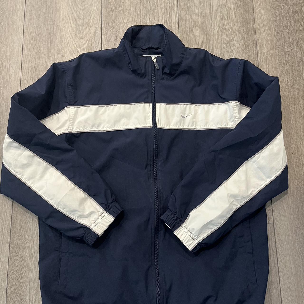 Men’s Large Nike Windbreaker No Hood - Depop