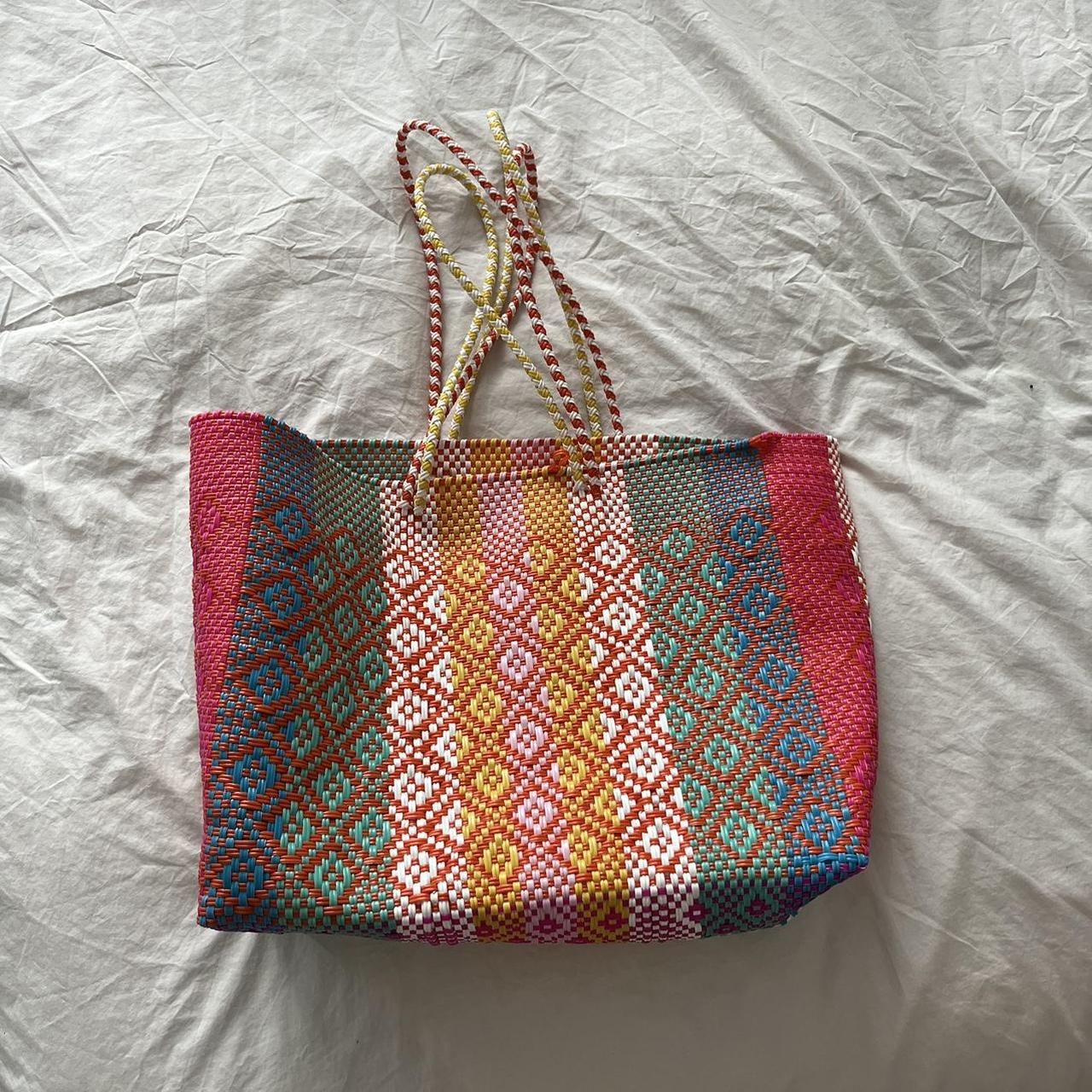 Oaxacan Tote, handwoven outlet in Oaxaca Mexico.